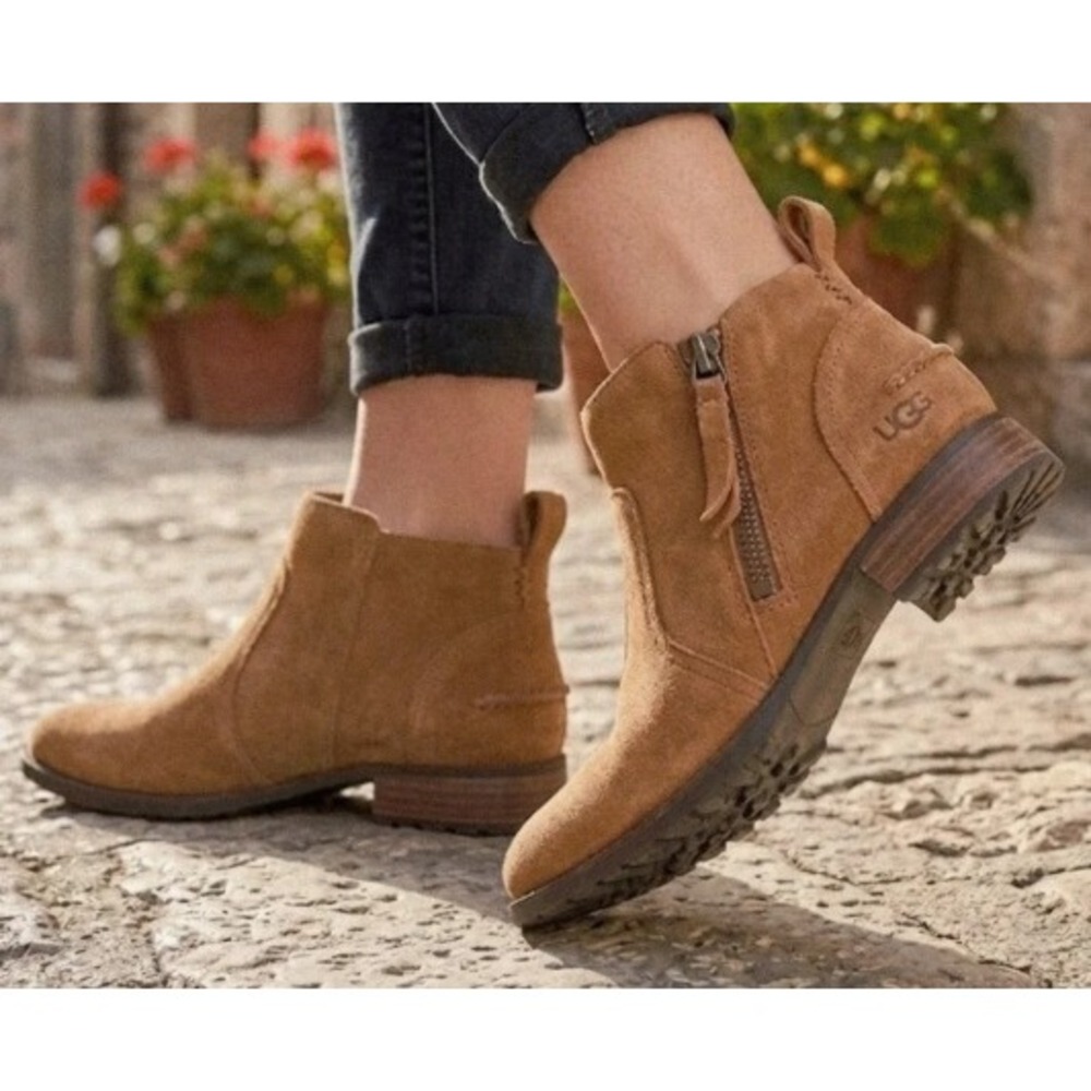 UGG Aureo II Suede Ankle Boot Chestnut Brown Zip Ankle Bootie Waterproof 7